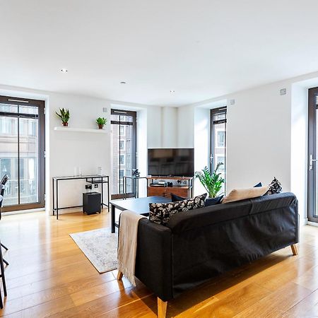 Serene Cityscape - 2Br Luxury Westminster Apartment ลอนดอน ภายนอก รูปภาพ