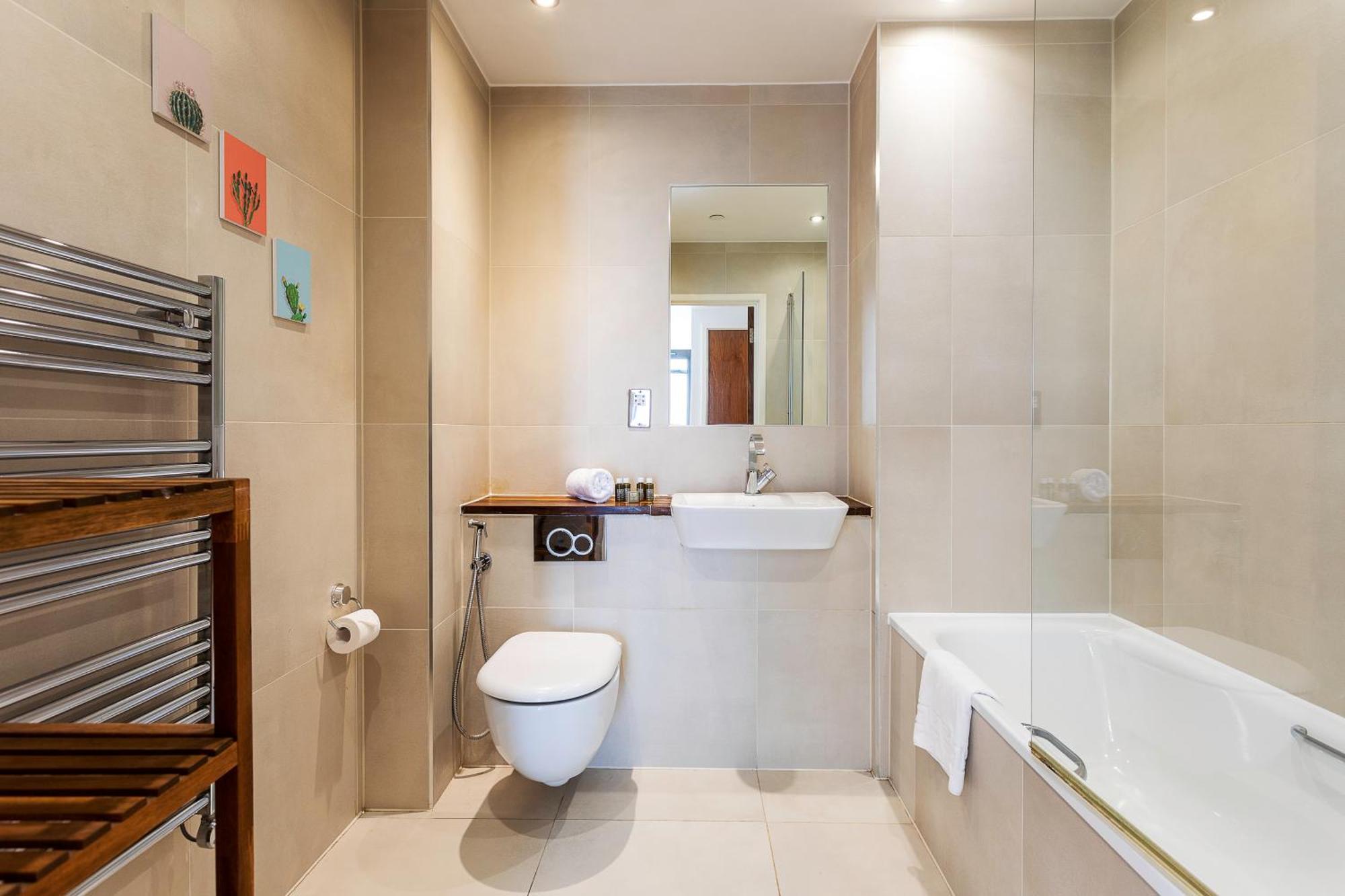 Serene Cityscape - 2Br Luxury Westminster Apartment ลอนดอน ภายนอก รูปภาพ